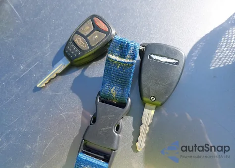 2006 Chrysler 300 Touring z USA, uszkodzony, nr VIN 2C3LK53G66H166836